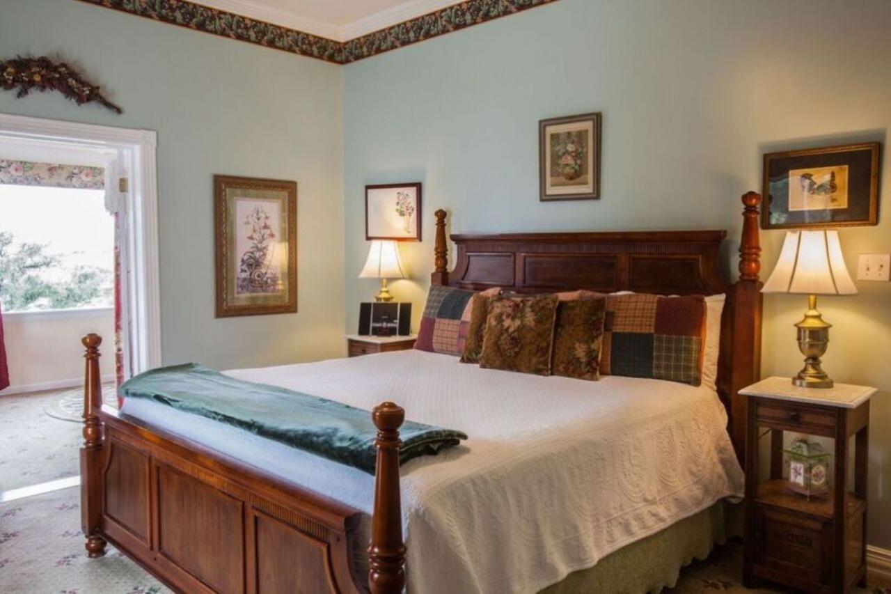 Rose Hill Retreat Aaa Four Diamond Inn Stonewall Eksteriør bilde
